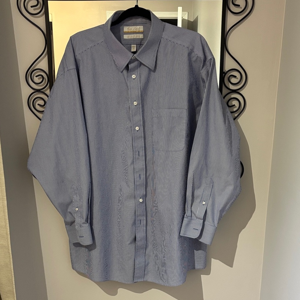 Roundtree & Yorke Blue Striped Dress Shirt